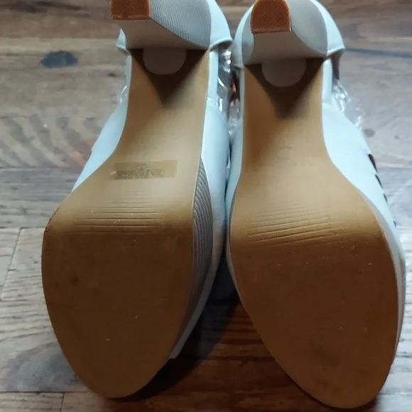 M&M 4 for $12 Shoes - Picture 7 of 11